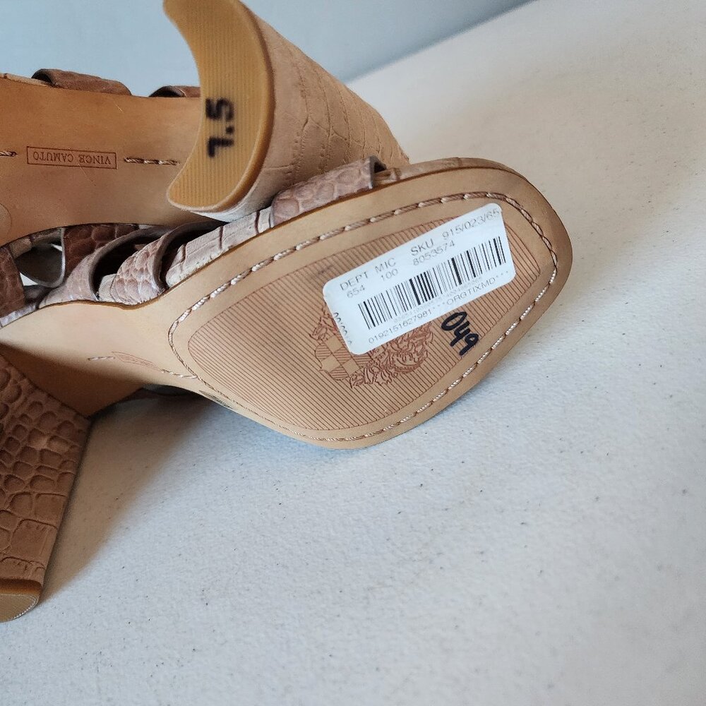 Vince Camuto Gladiator Sandal "NEW" - Picture 15 of 16